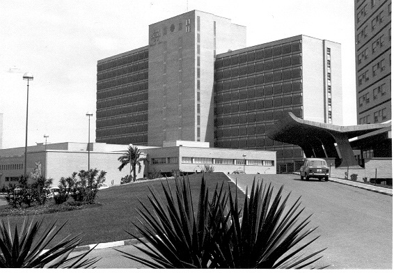 Exterior de La Fe en los años 70