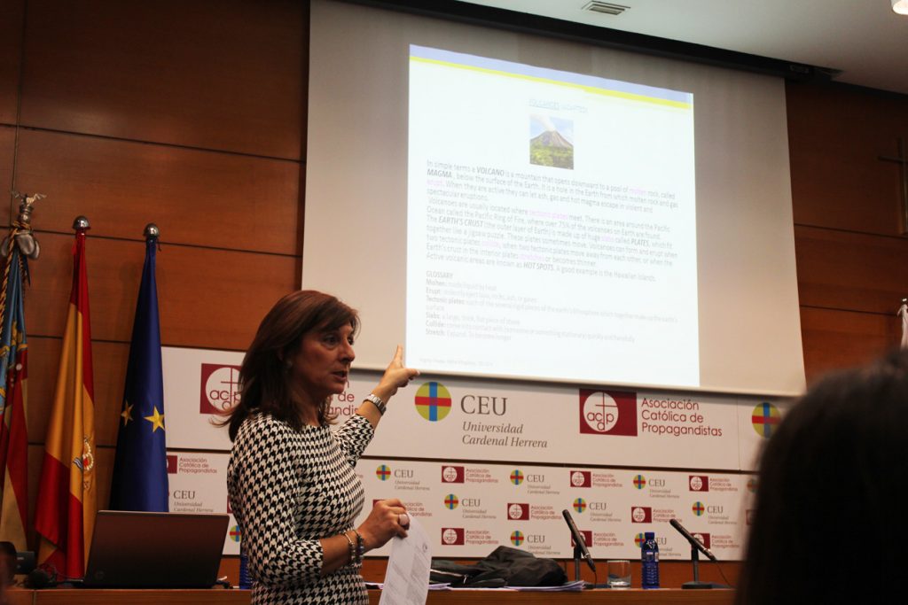 Virginia-Vinuesa-durante-el-taller-1