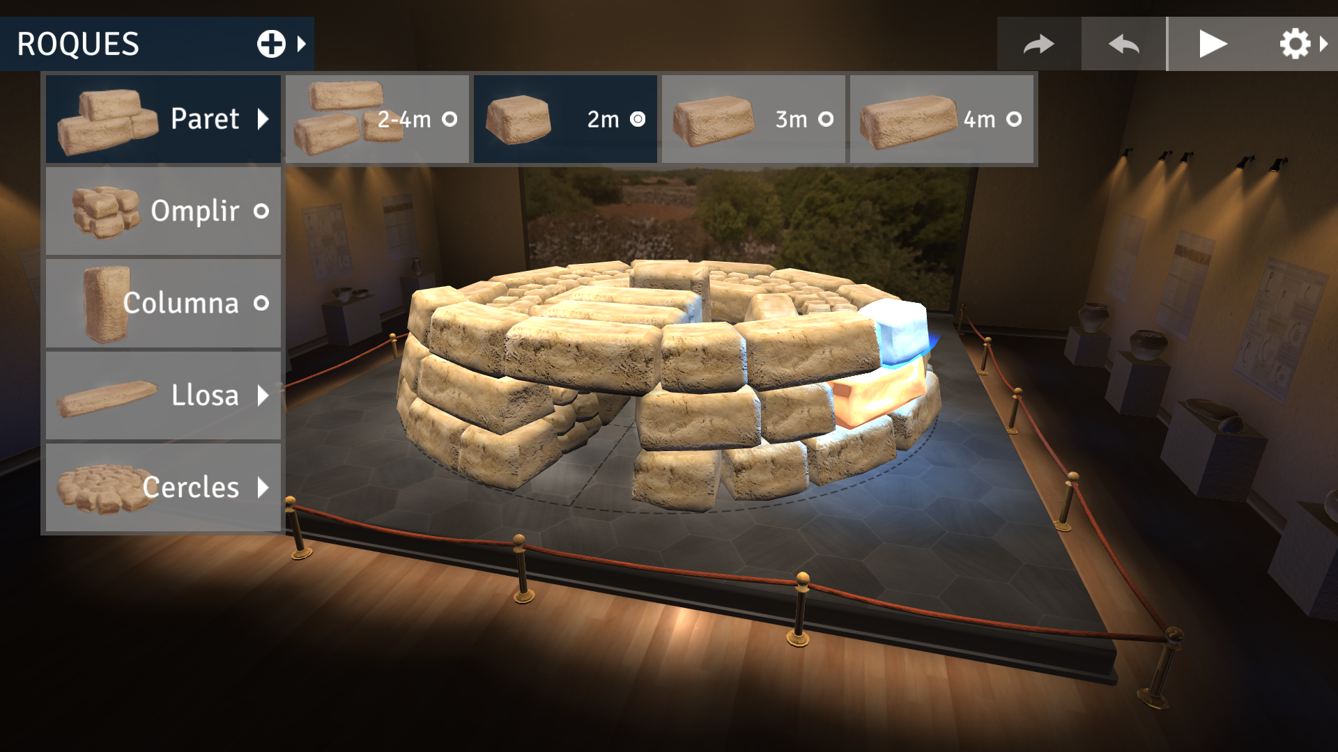 ‘Mi Talayot’ es un proyecto educativo respaldado por el Consell Insular de Menorca que difunde la historia y la cultura talayótica entre los jóvenes. El videojuego, que se enmarca en los talleres de historia que desarrollan los institutos, funciona mediante WebGl y, a través de la gamificación, permite que el alumno se adentre en la prehistoria menorquina de una manera divertida.