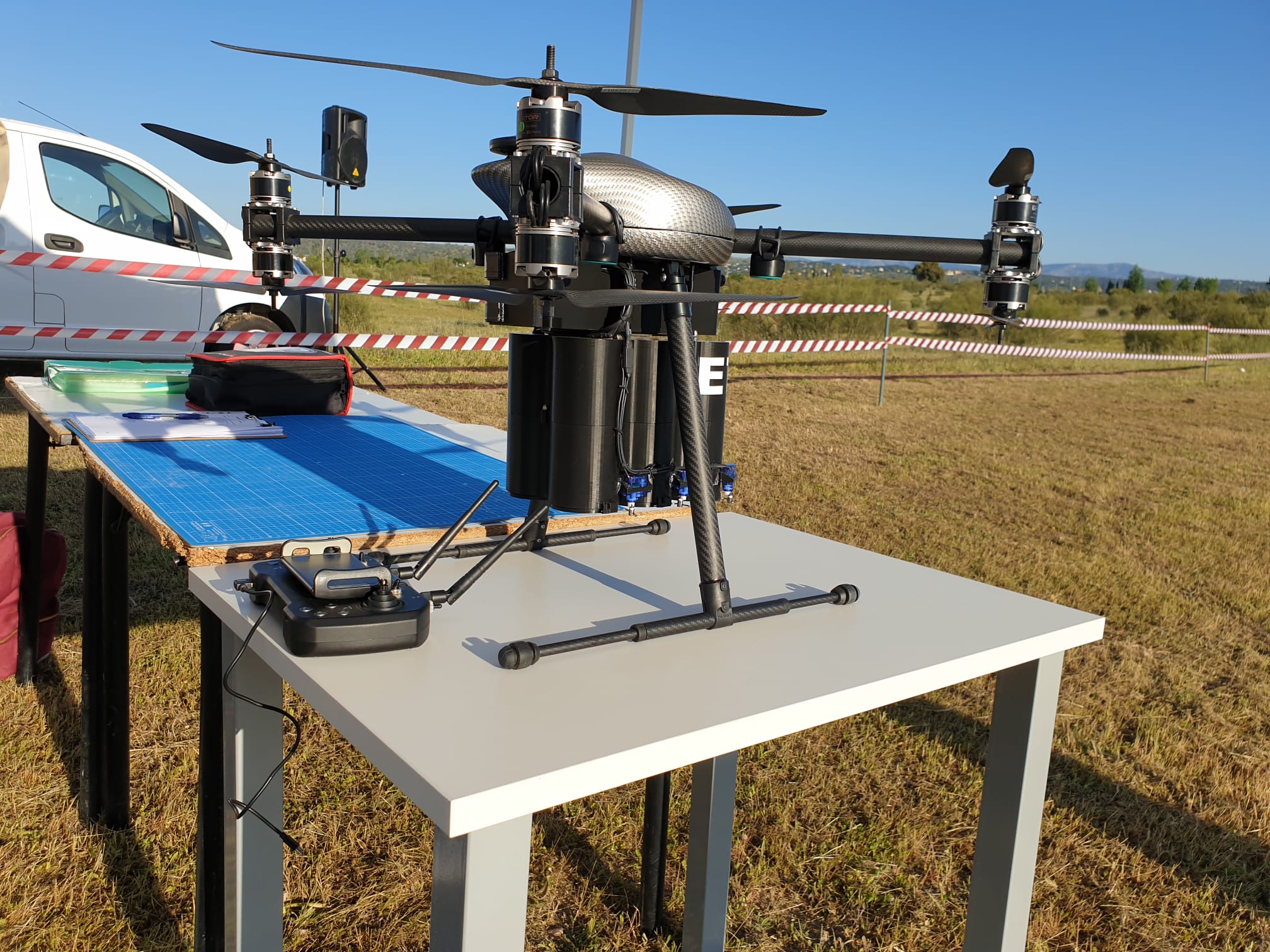 Proyecto satélite hélices