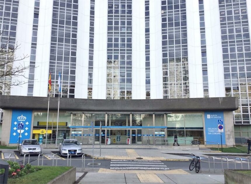Fachada de la Delegación territorial de la Xunta de Galicia en A Coruña